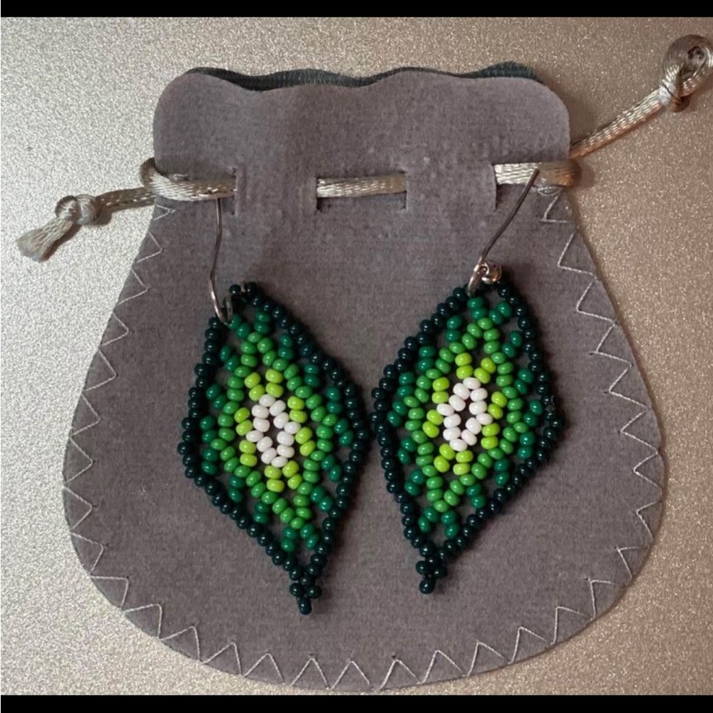 Artisanal hand woven colorful beaded earrings